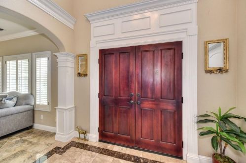 255 American River Canyon Dr, Folsom CA  95630-7142 exterior