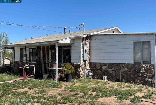 3320 Carol Lee Ln, Oakley, CA 94561-2817
