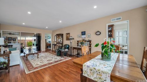 5519 133rd St, Hawthorne, CA 90250-4906