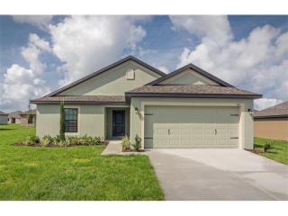 4609 Manica Dr, Tavares, FL 32778-5908