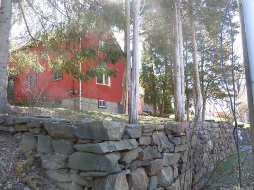 40 Hotchkiss Ave, Litchfield, CT 06787-1524