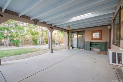 2018 Lingard St, Lancaster CA 93536-1405 exterior