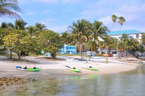 710 55th St, West Palm Beach FL  33407-2612 exterior