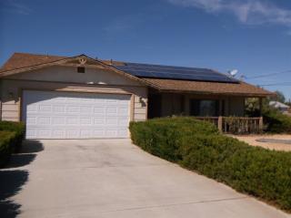 8950 Grapefruit Ave, Hesperia, CA 92345-6514