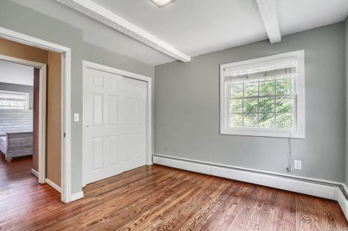 3 Alvin Ct, Poughkeepsie NY  12603-6126 exterior