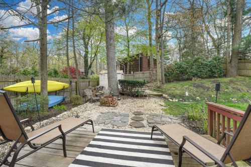 43 Ridgewood St, Elwood NY  11731-1613 exterior