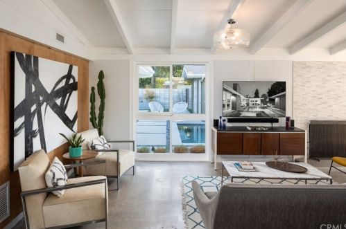 3014 Shipway Ave, Long Beach CA  90808-4327 exterior