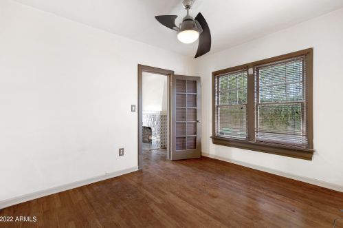 2515 10 St, Phoenix AZ 85020-5821 exterior