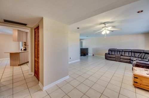 1927 31st St, Cape Coral, FL 33904-4047