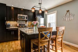 365 5th Ave, Columbus, OH 43201-2819
