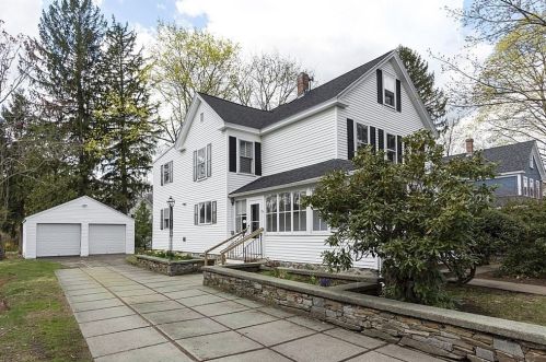 6 Elm Ct, Maynard, MA 01754-1102