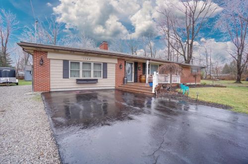 1244 Day Cir, Milford, OH 45150-2303
