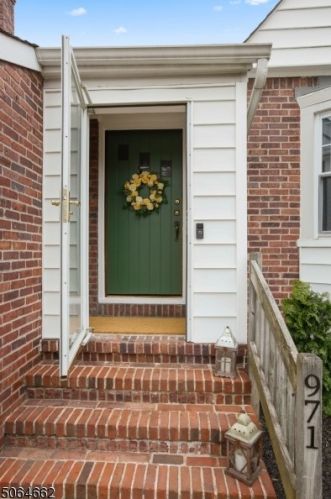 971 Ross St, Rahway NJ  07065-2151 exterior