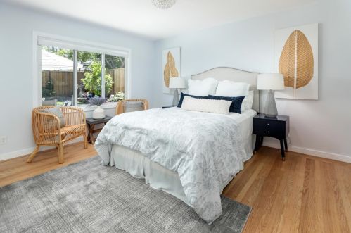 2749 Delaware Ave, Redwood City CA  94061-3218 exterior