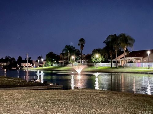 8423 Northshore Dr, Bakersfield CA  93312-4988 exterior