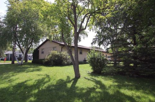 72 Sallie Ave, Fond Du Lac WI  54935-4651 exterior