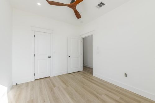 1112 53 St, Galveston TX 77551-4524 exterior