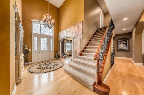 603 Thornbush Cir, Chenequa WI  53029-8648 exterior