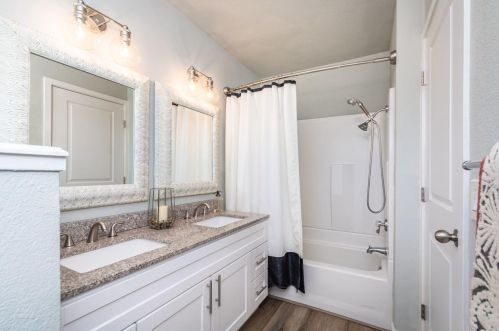 7434 Ranch Ave, Citrus Heights CA  95610-7462 exterior