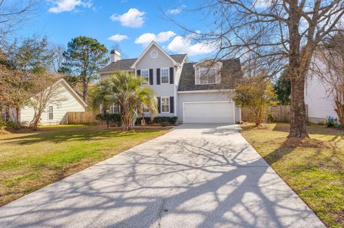 1555 Glen Erin Dr, Mount Pleasant, SC 29464-7740