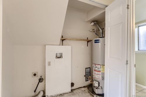 1536 Norfolk St, Denver CO 80017-5155 exterior