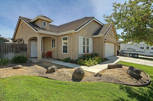 2608 Allegiance Ln, Riverbank, CA 95367-9402