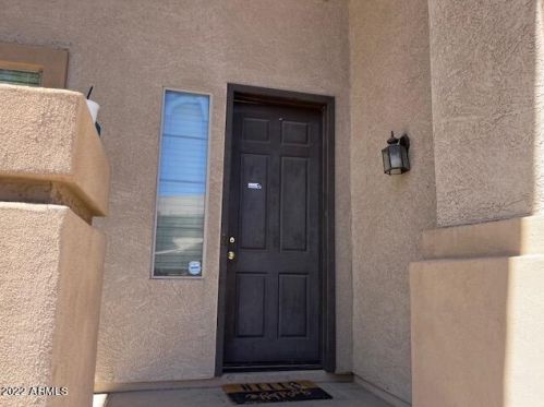 8018 Cordes Rd, Phoenix, AZ 85043-1443