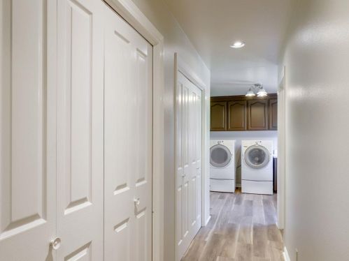 10000 Walter Welsher Ct, Gilroy CA  95020-9704 exterior