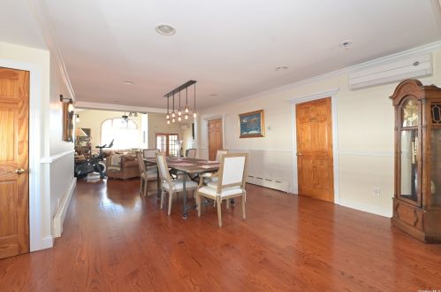 429 Cross Bay Blvd, Far Rockaway NY  11693-1056 exterior