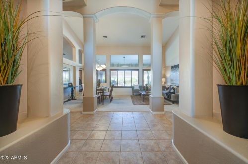 5250 Michelle Dr, Scottsdale AZ  85254-7646 exterior