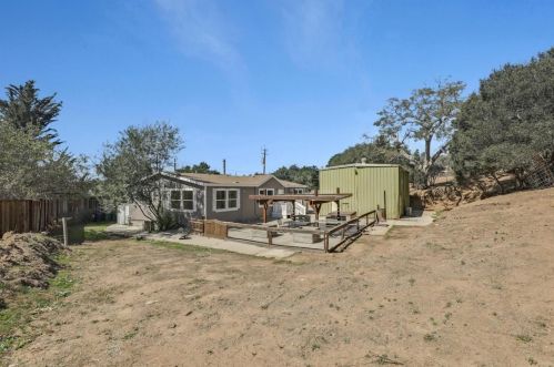 17510 Quail Hill Ln, Aromas CA  95004-9115 exterior