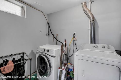 955 Hearthstone Dr, Lakewood NJ  08701-5513 exterior