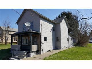 919 Emerson Ave, Hermitage, PA 16121-1104