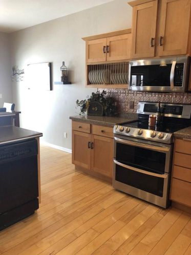 11 Whispering Springs Ct, Fond Du Lac WI  54937-6912 exterior