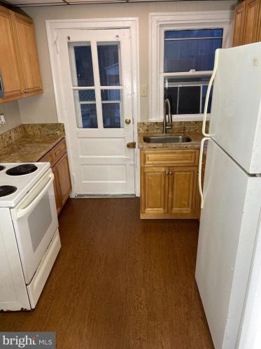 318 Center St, Kennett Sq PA  19348-3248 exterior