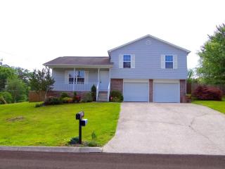 5909 Aruba Ln, Knoxville, TN 37921-5188