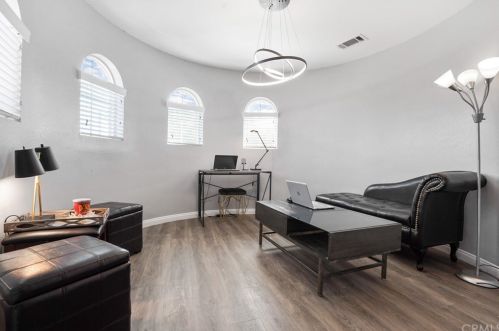 7895 Garden Park St, Chino CA  91708-7659 exterior