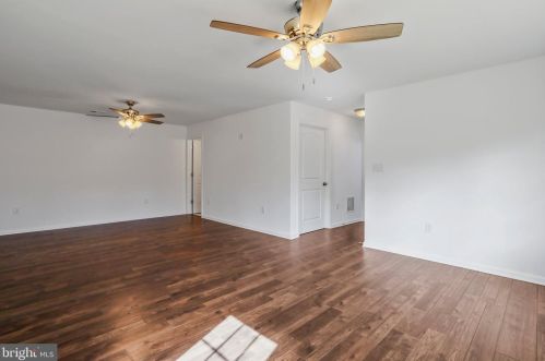 1198 Happy Ridge Dr, Front Royal VA  22630-5302 exterior