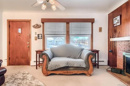 4100 Pearl St, Englewood CO 80113-6913 exterior