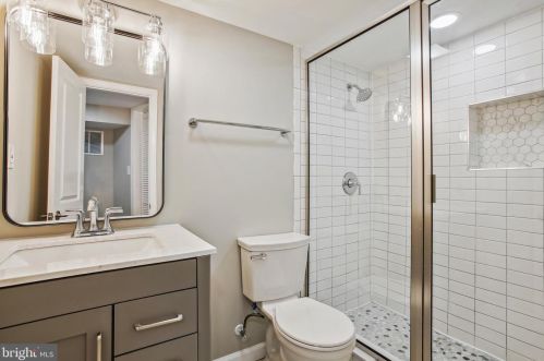 3121 Celadon Ln, Falls Church VA  22044-2610 exterior