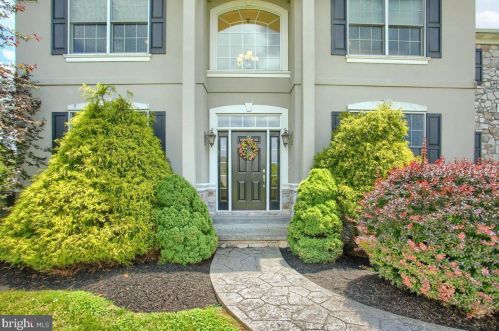 1424 Wellgate Ln, Navy Sup Dpt, PA 17055-6758
