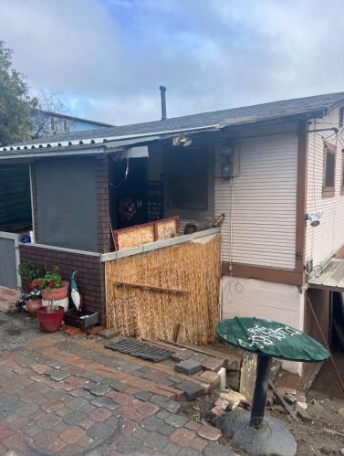 39 Monterey St, Hollister, CA 95023-3707