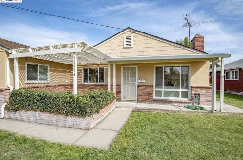17484 Via Estrella, San Lorenzo, CA 94580-3518