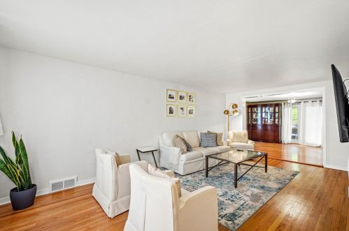 1235 Cedar Blvd, Pittsburgh PA  15228-1011 exterior