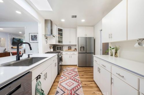 2647 Petaluma Ave, Long Beach CA  90815-1610 exterior