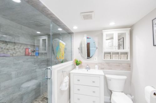 284 Passaic Ave, Nutley NJ  07110-2743 exterior