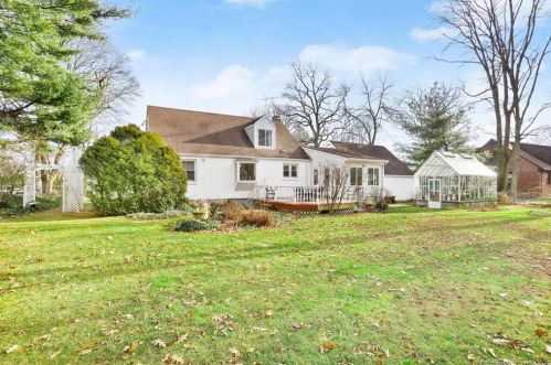 117 Williams Rd, Bridgeport, CT 06611-4351