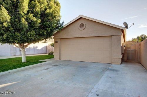 22619 31st Dr, Phoenix, AZ 85027-1016