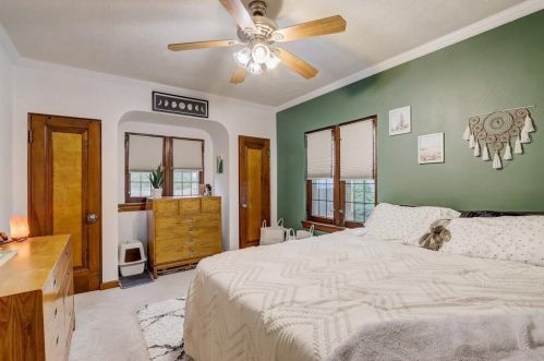 2401 79, Milwaukee WI 53219-1717 exterior