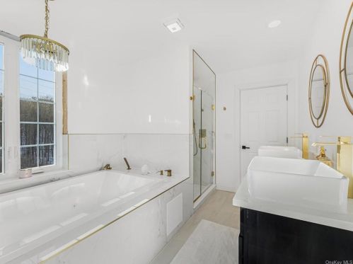 595 Mt Hope Rd, Middletown NY  10940-7130 exterior